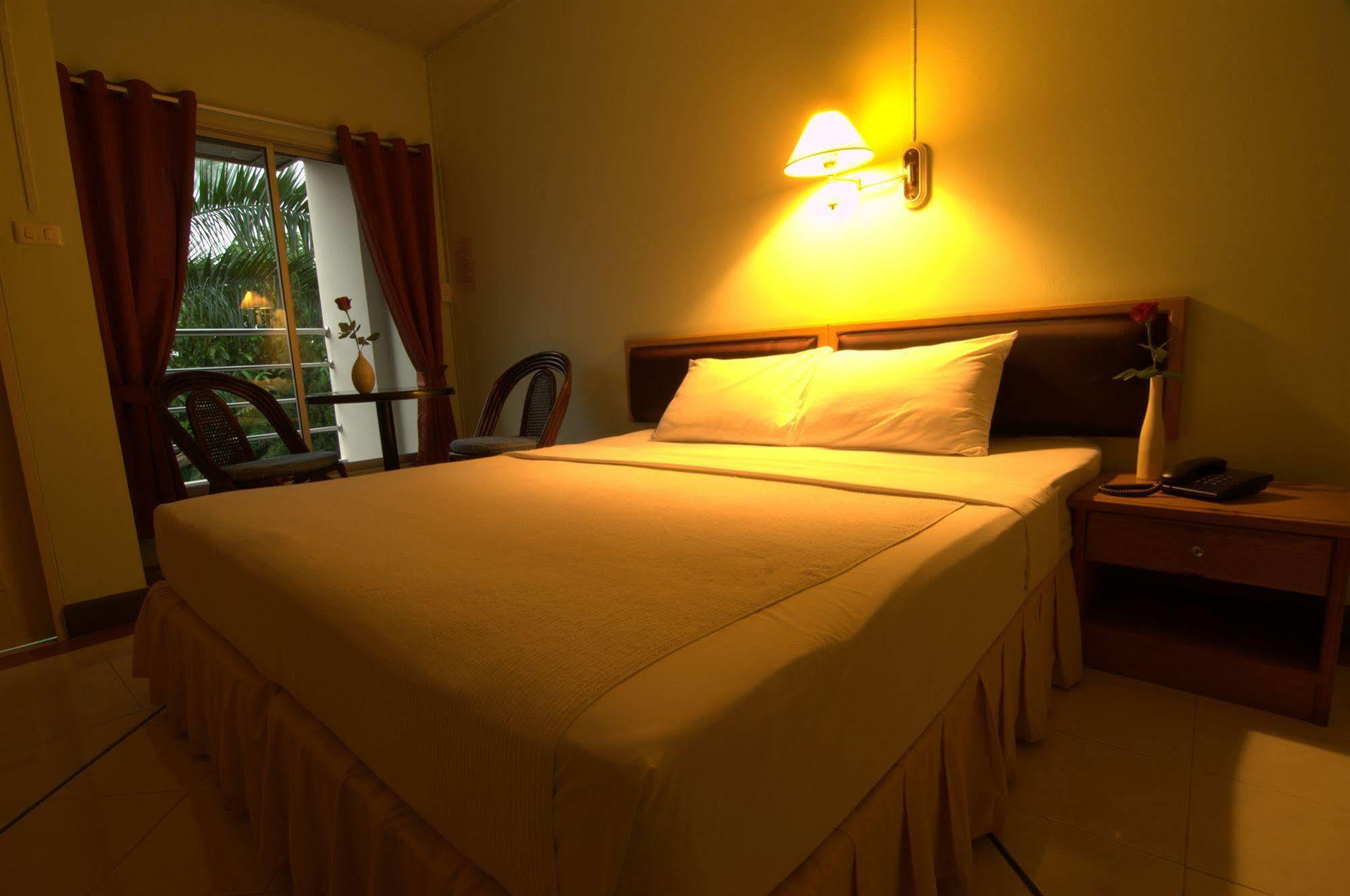 Boonthavon Aparthotel Chiang Mai Luaran gambar